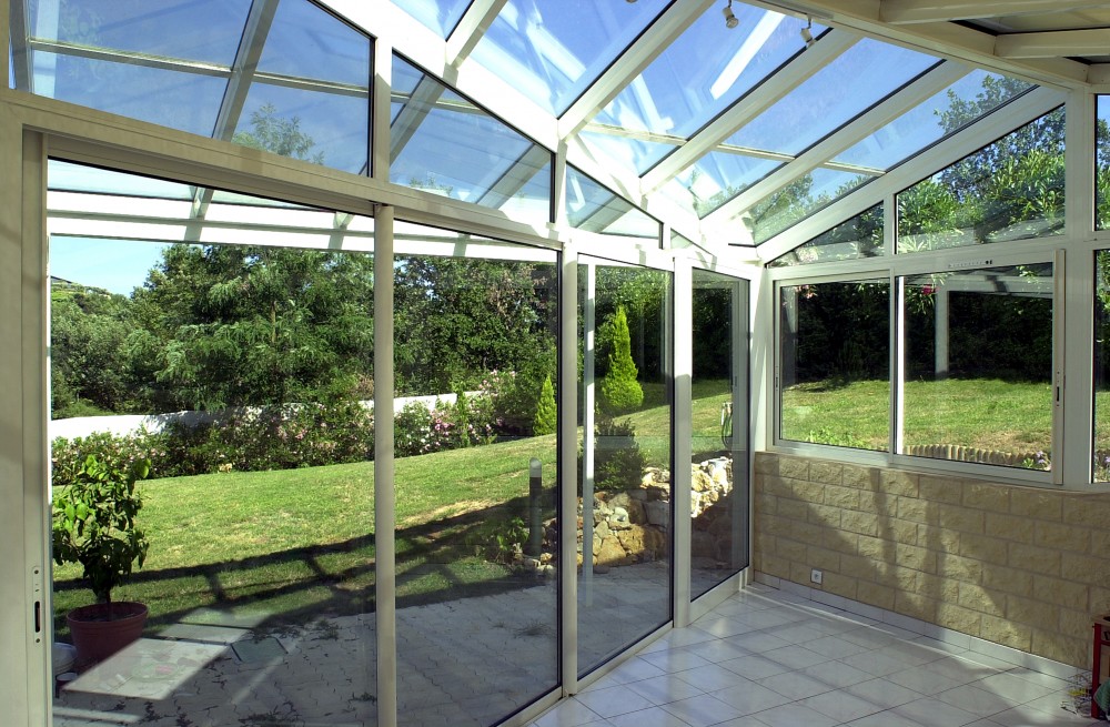 Véranda traditionnelle en forme - 01206