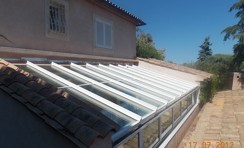 Véranda contemporaine en forme - photo6