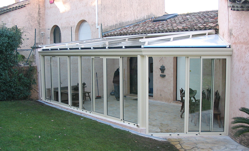 Véranda contemporaine pan cassé - photo13