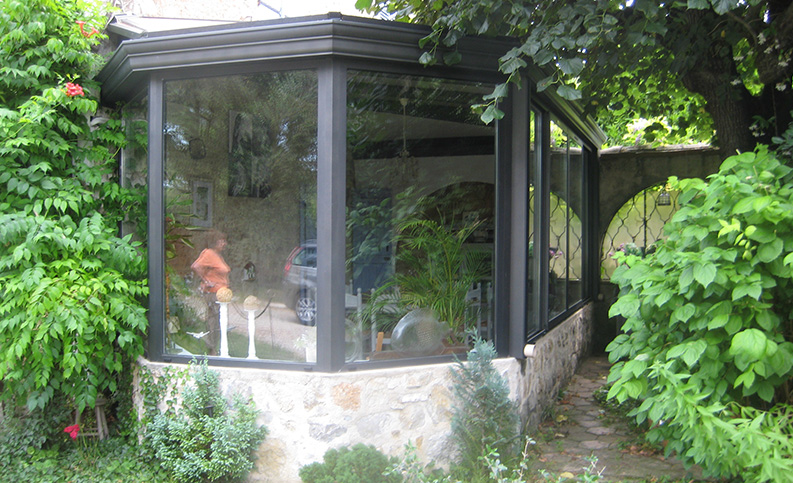 Véranda contemporaine pan cassé - photo19