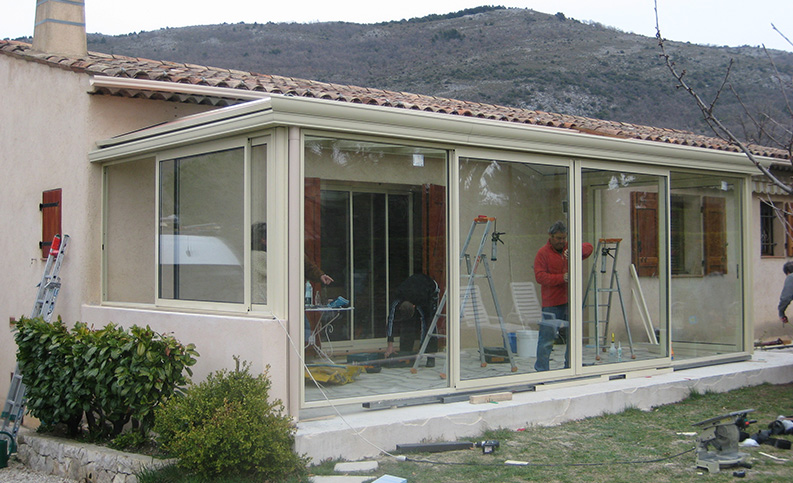 Véranda contemporaine pan coupé - photo20