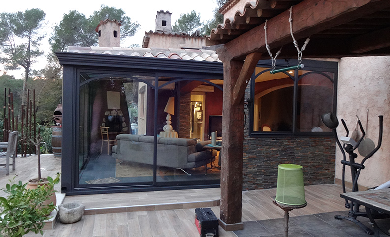 Véranda contemporaine pan coupé - photo37